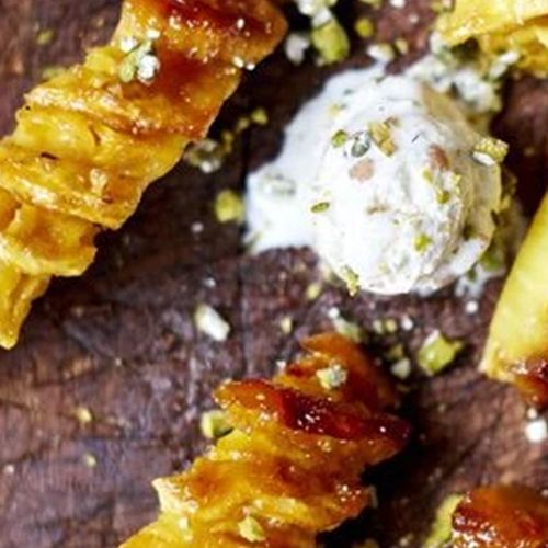 Sundae mit Gerösteter Ananas