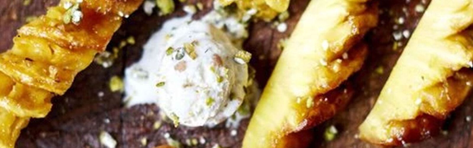 Sundae mit Gerösteter Ananas