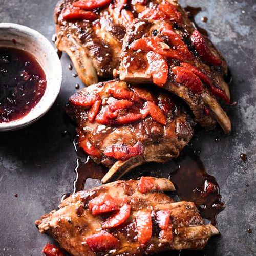 Baby Back Ribs mit Orangen-Soja-Glasur