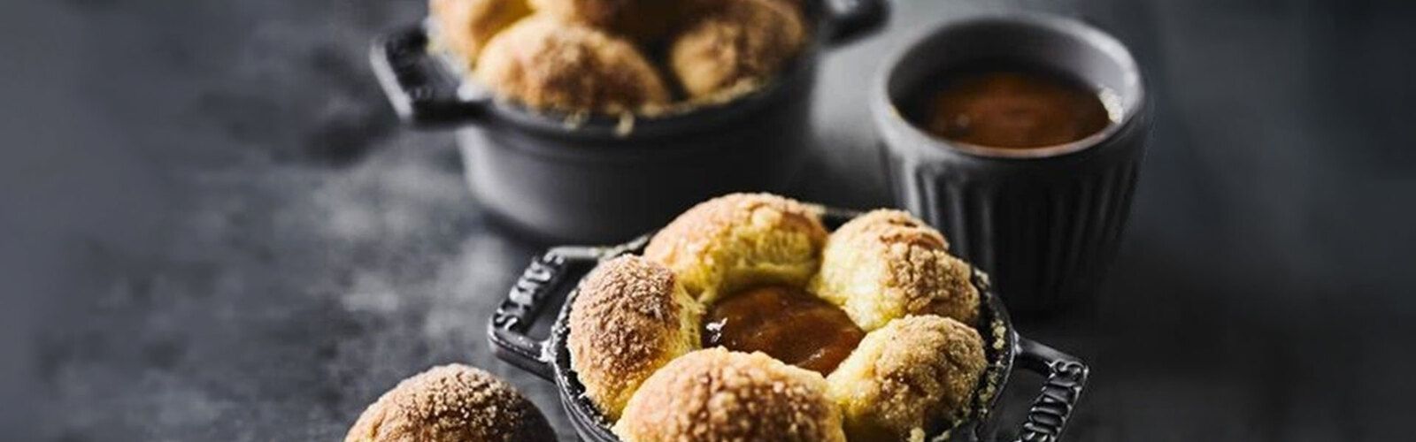 Süßes Monkey Bread mit Curry und Mango-Karamell