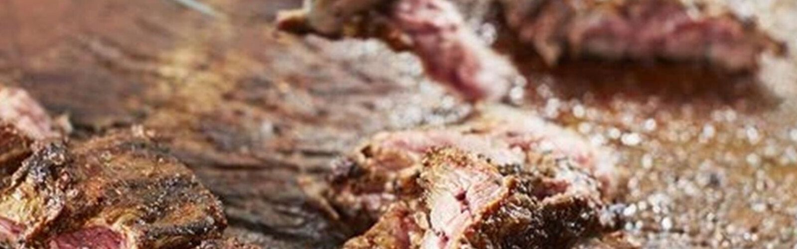 Ultimatives Steak mit Guasacaca & Chimichurri