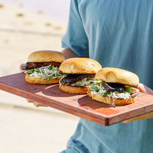 Klebrige Honig-Schweinebauch-Buns